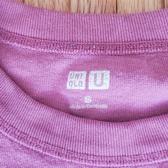 Uniqlo Basic Tee - Picture 2 of 3